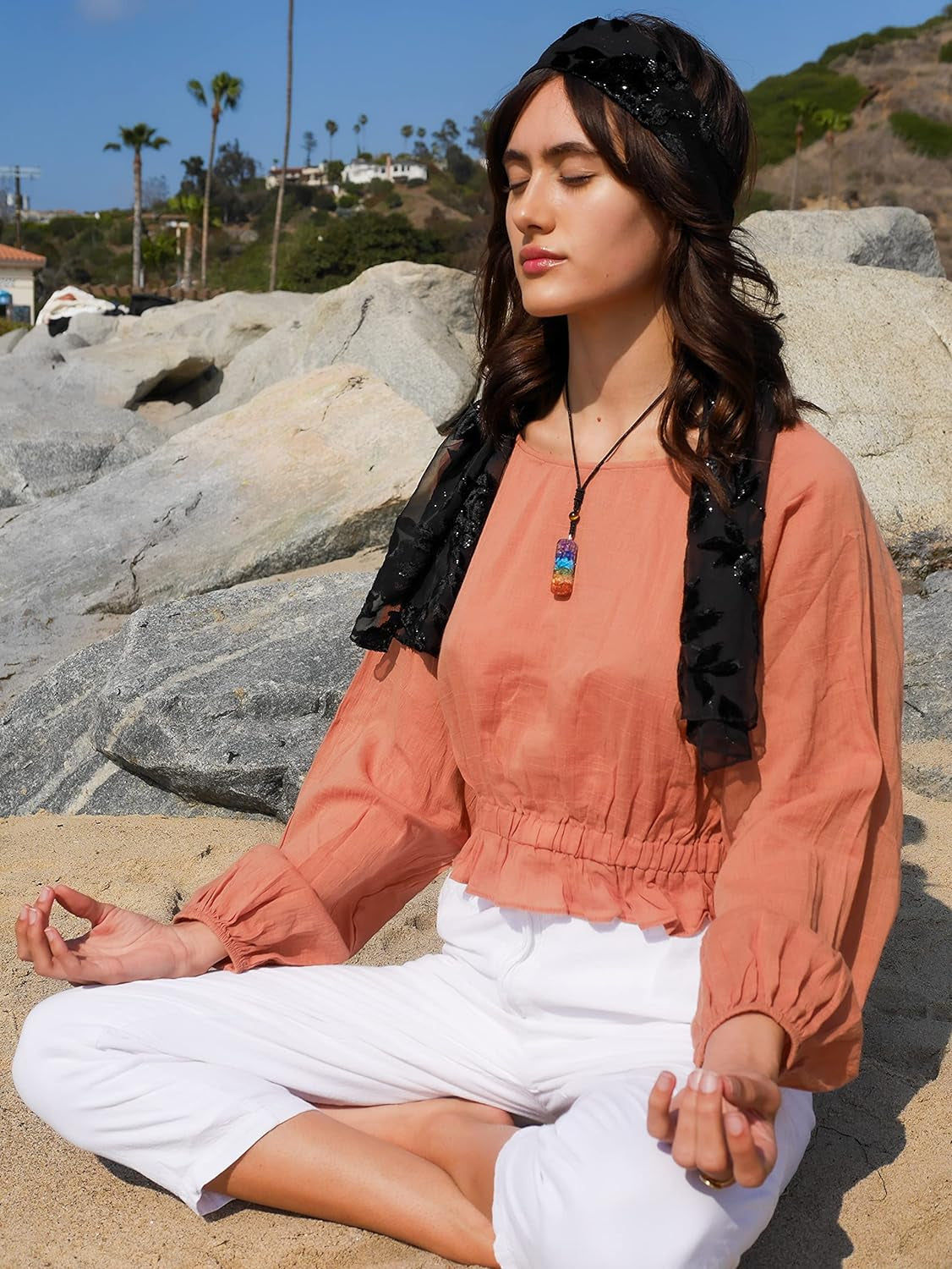 Chakra Necklace with Healing Crystals, Enhance Mindfulness, Discover Tranquility with Crystal Necklaces - Perfect Meditation Accessory, Thoughtful Gifts for Women.